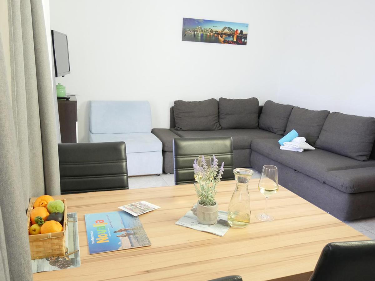 Apartments-Novalja-Zrce Eksteriør bilde