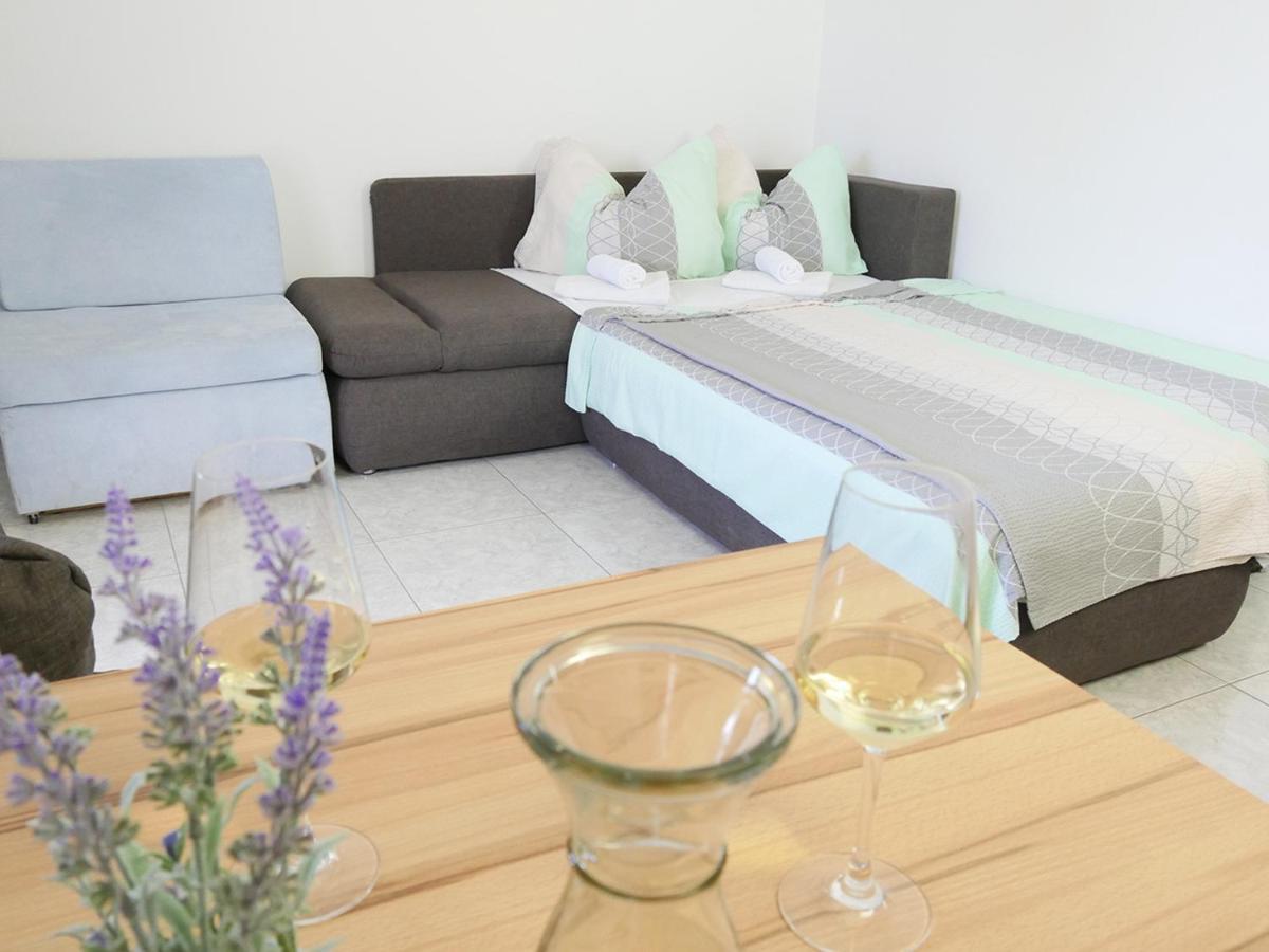 Apartments-Novalja-Zrce Eksteriør bilde